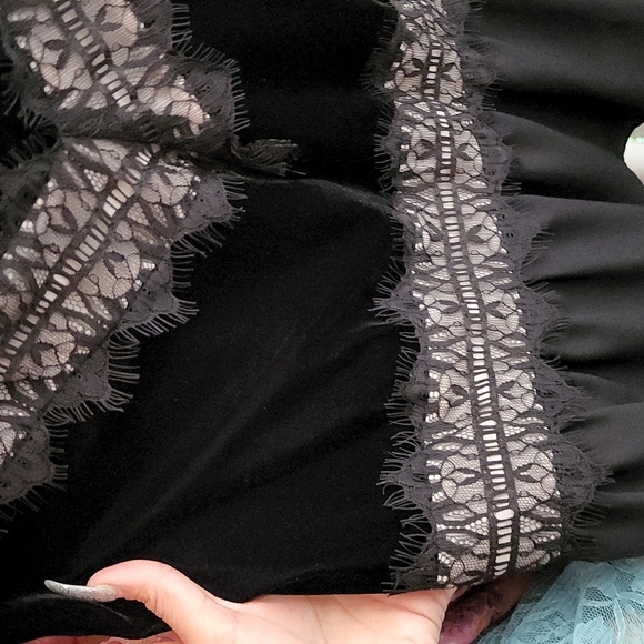 Velvet and lace dress chelsea28 - Picture 3 of 6